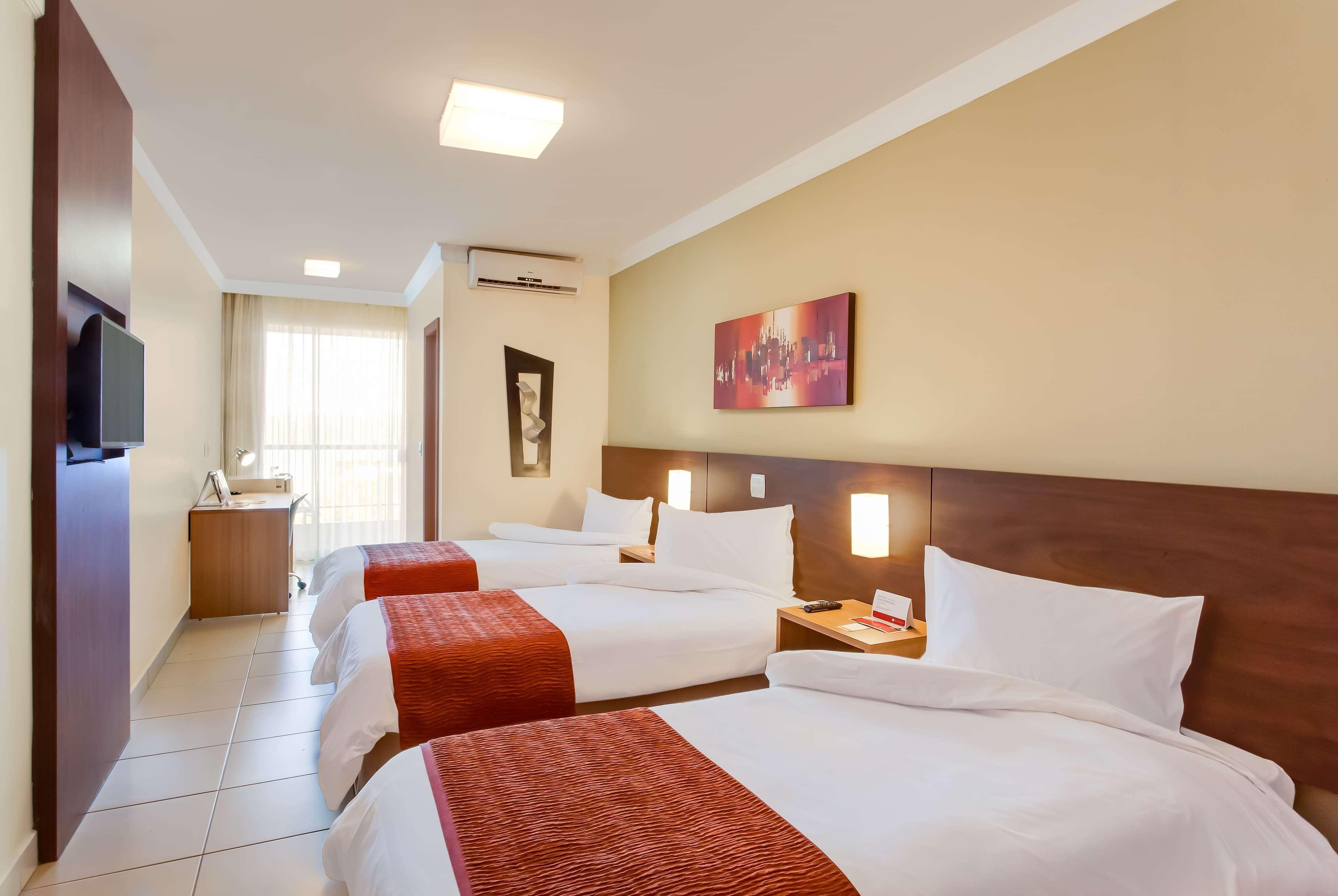 Ramada Hotel&Suites Lagoa Santa By Wyndham Exterior foto