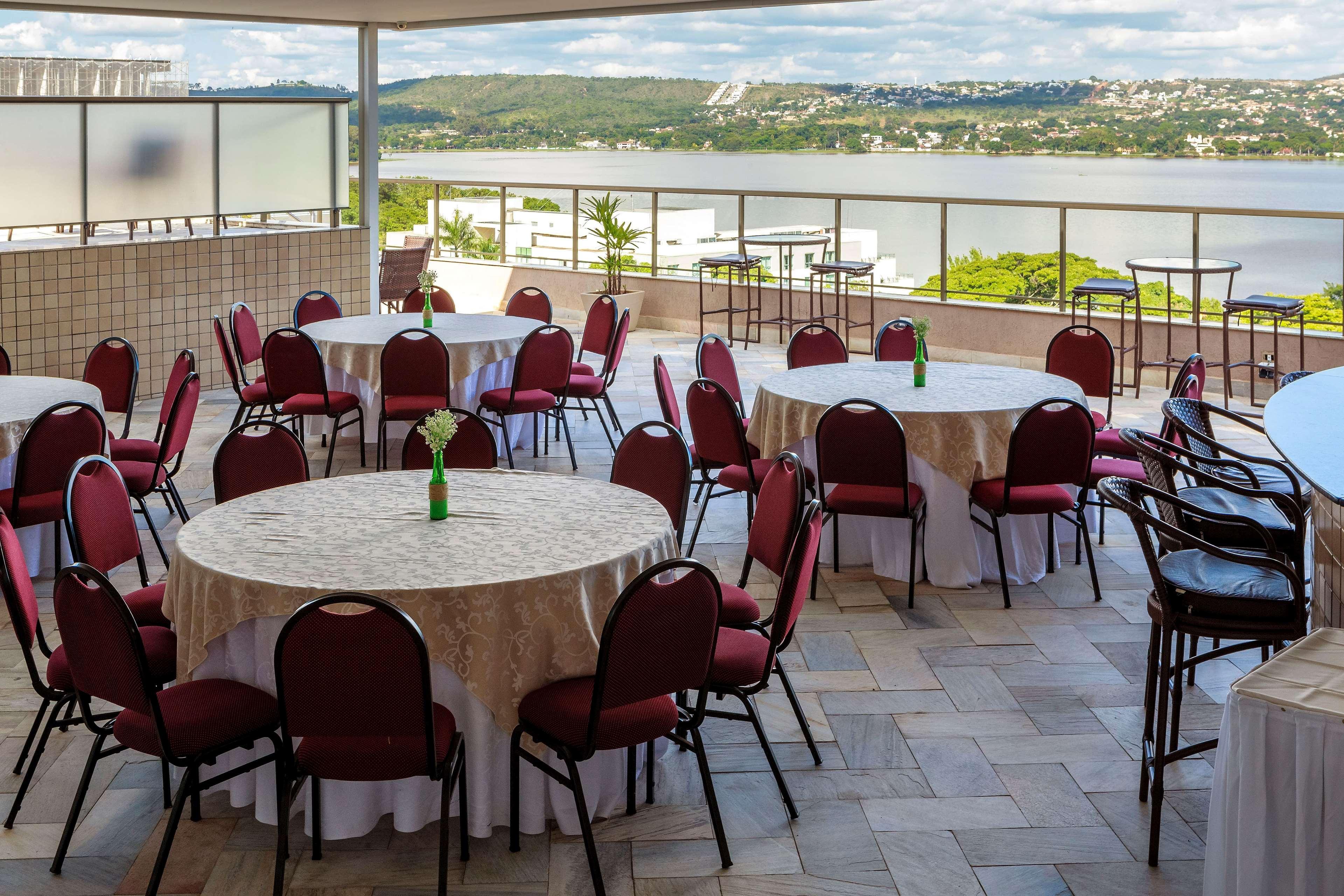 Ramada Hotel&Suites Lagoa Santa By Wyndham Exterior foto