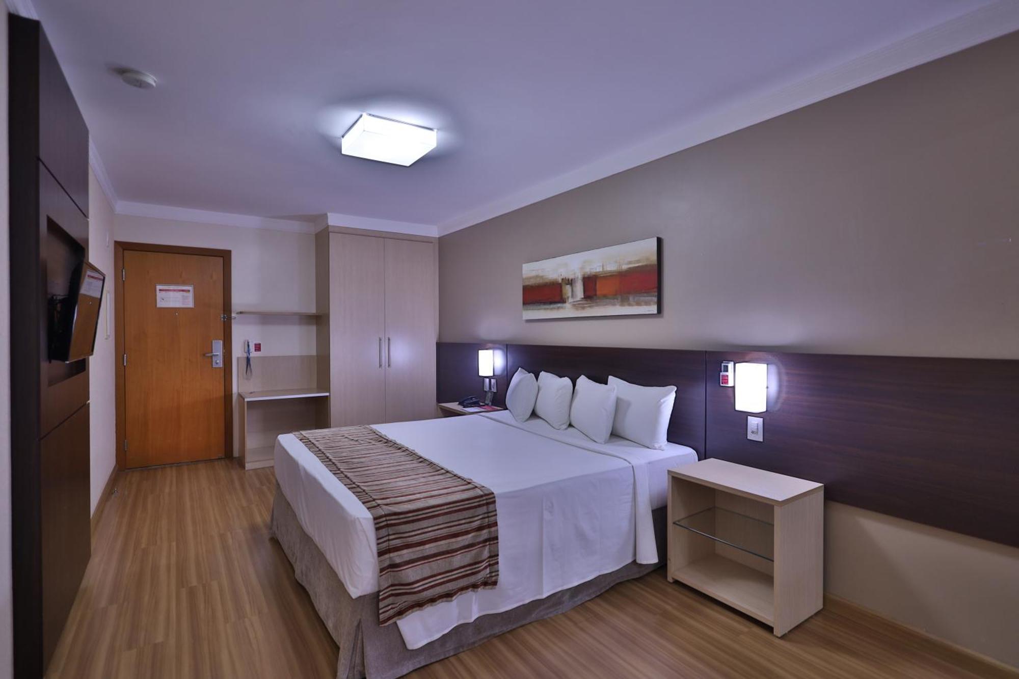Ramada Hotel&Suites Lagoa Santa By Wyndham Exterior foto